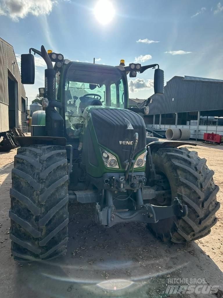 Fendt 724 Profi Plus Traktörler