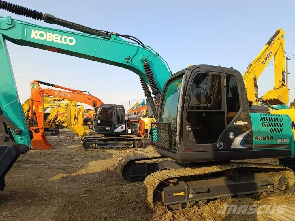 Kobelco SK 140 Paletli ekskavatörler