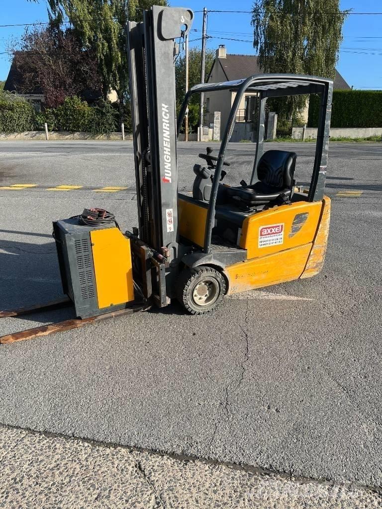 Jungheinrich EFG218 Elektrikli forkliftler