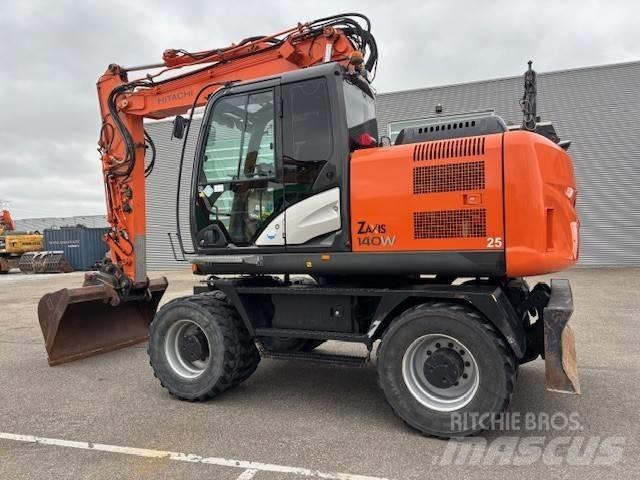 Hitachi ZX 140 W-5 Lastik tekerli ekskavatörler