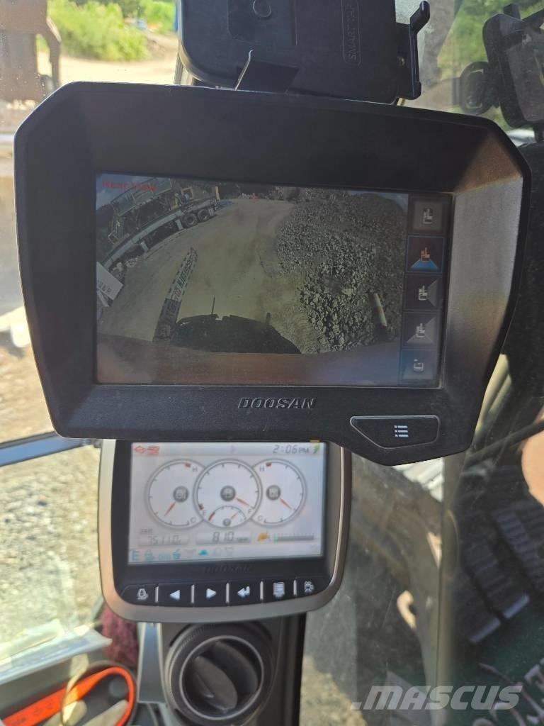 Doosan DX 300 LC-5 Paletli ekskavatörler