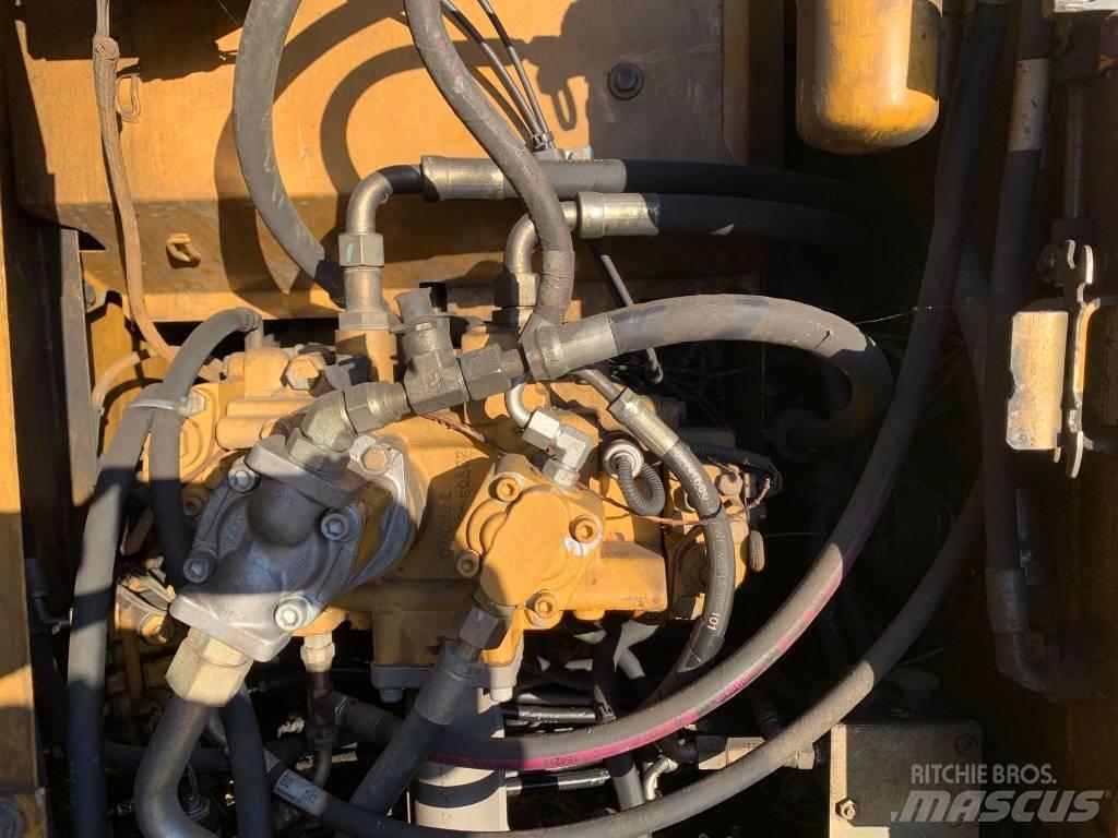 CAT 312 C L Paletli ekskavatörler