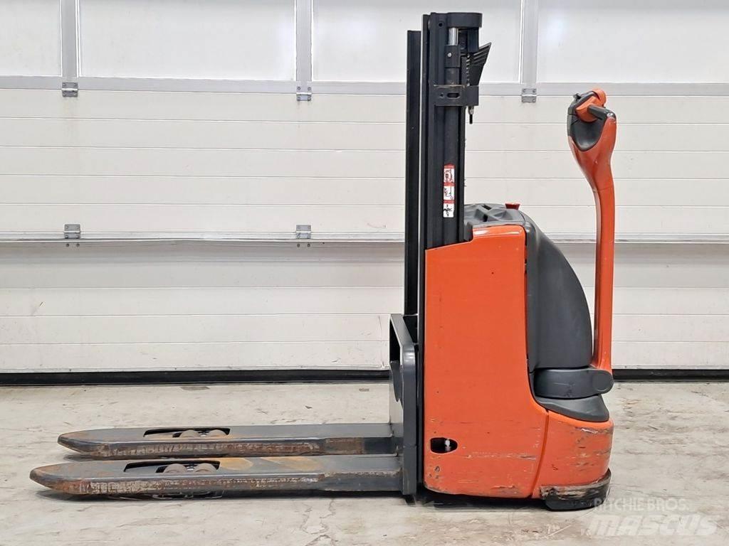 Linde L10 Yaya kumandali istif makinasi