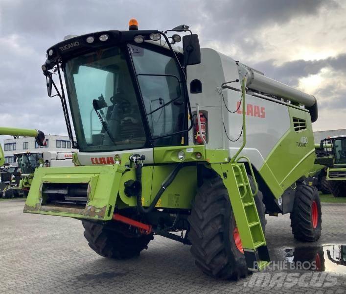 CLAAS TUCANO 430 Biçerdöverler