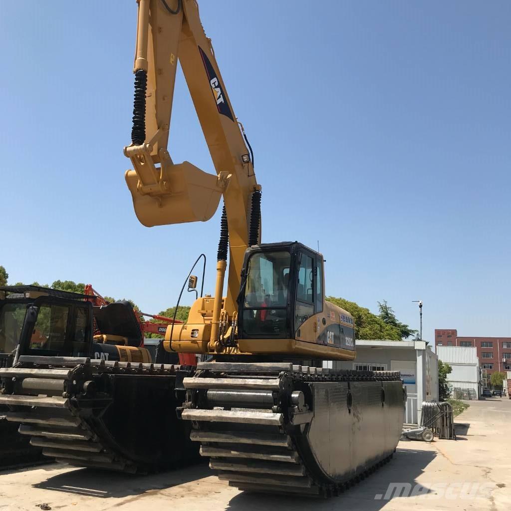 CAT 320 D Amfibi Ekskavatörler