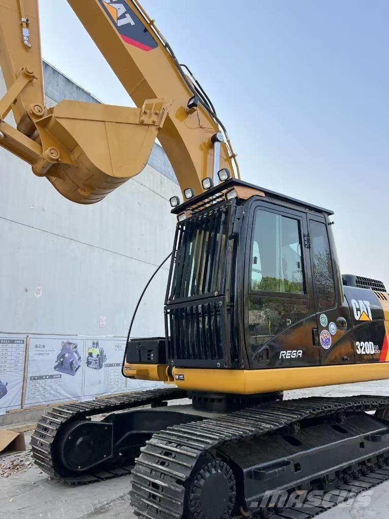 CAT 320d2 Midi ekskavatörler 7 - 12 t
