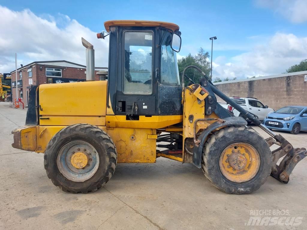JCB 411 Tekerlekli yükleyiciler