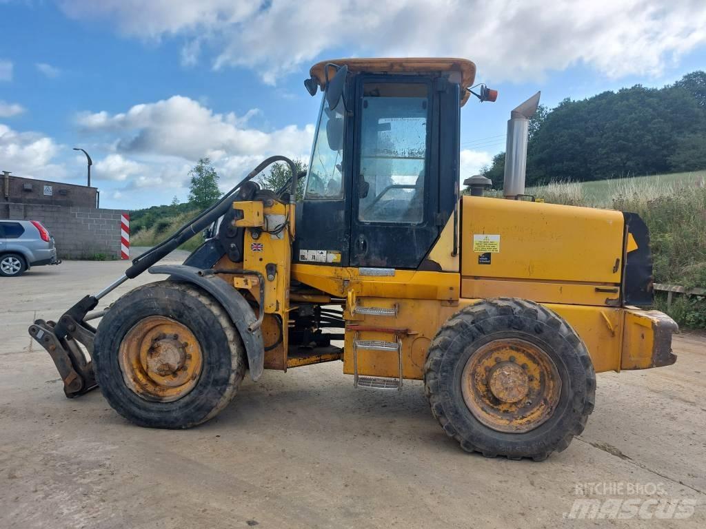 JCB 411 Tekerlekli yükleyiciler