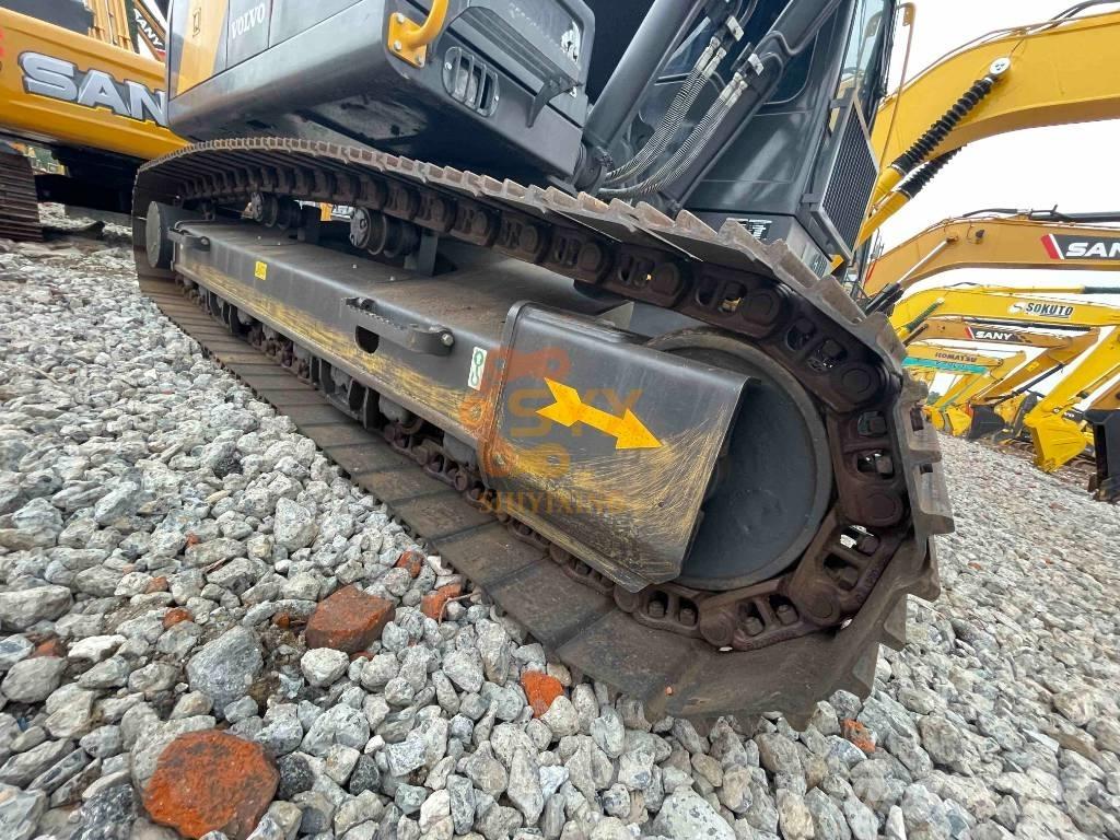 Volvo EC 240 BL Paletli ekskavatörler