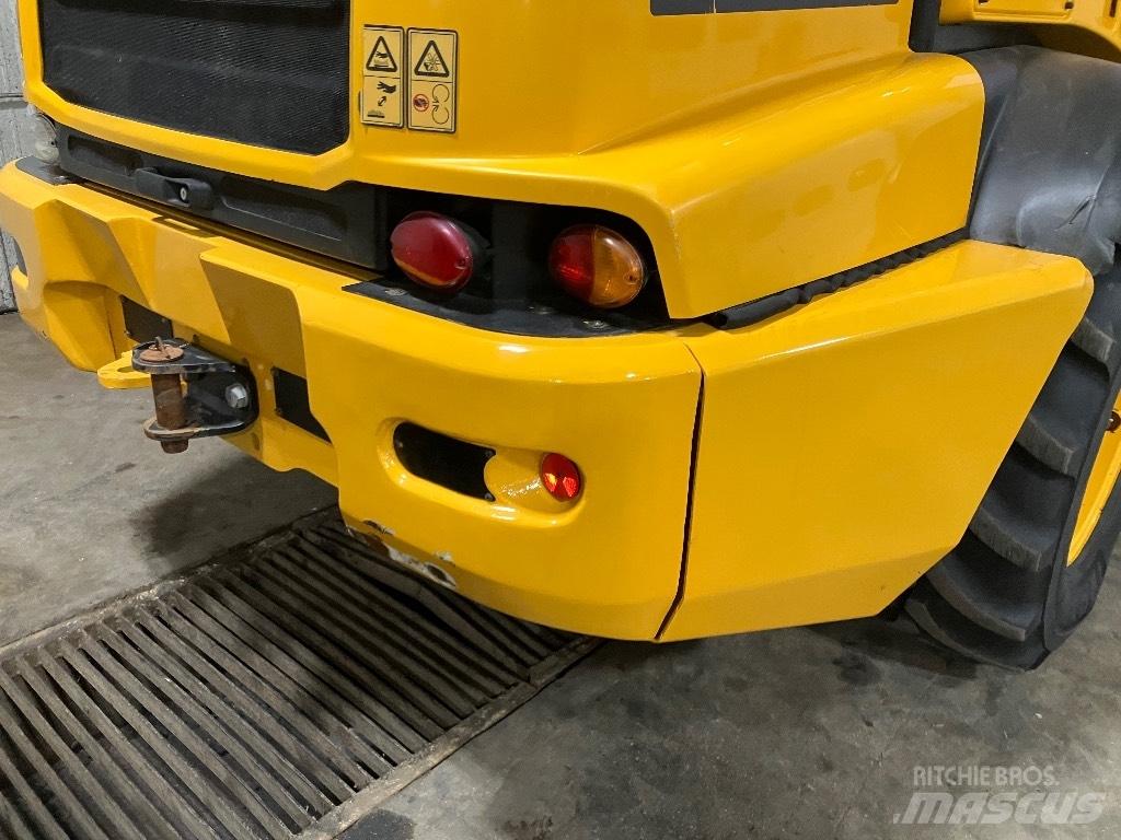 JCB TM 320 Tekerlekli yükleyiciler