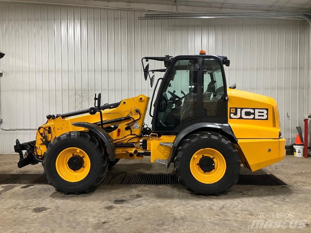 JCB TM 320 Tekerlekli yükleyiciler