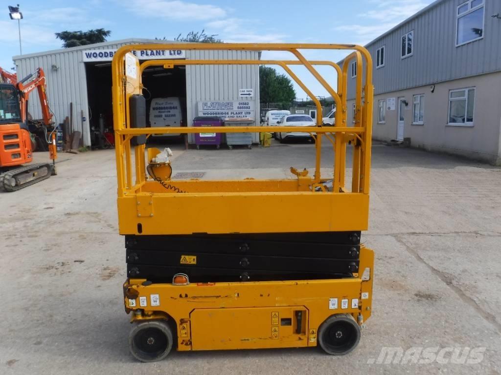 JCB S 1930 E Makasli platformlar