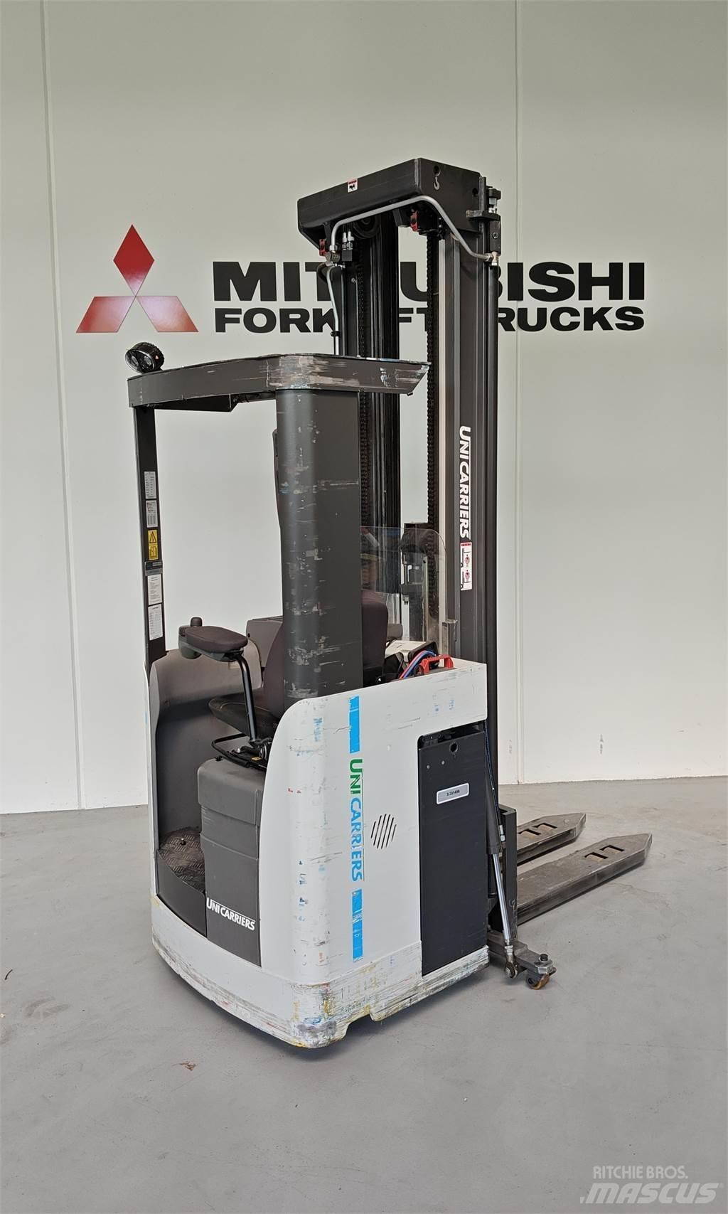 Atlet XSN160 Düsük seviye platformu