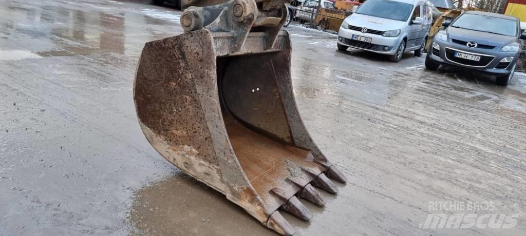 CASE CX 210 D Paletli ekskavatörler