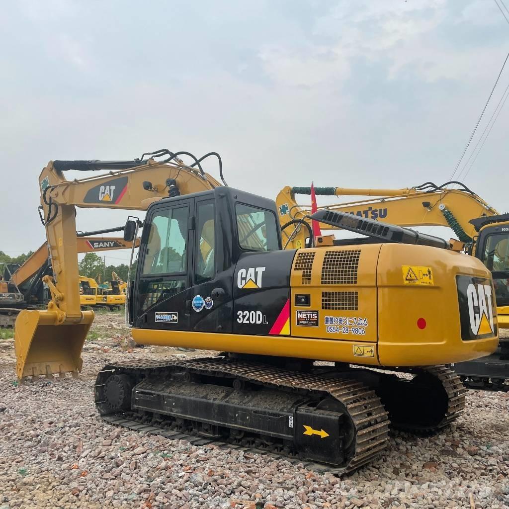 CAT 320 D L Paletli ekskavatörler
