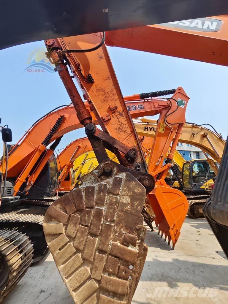 Doosan DX300LC Paletli ekskavatörler