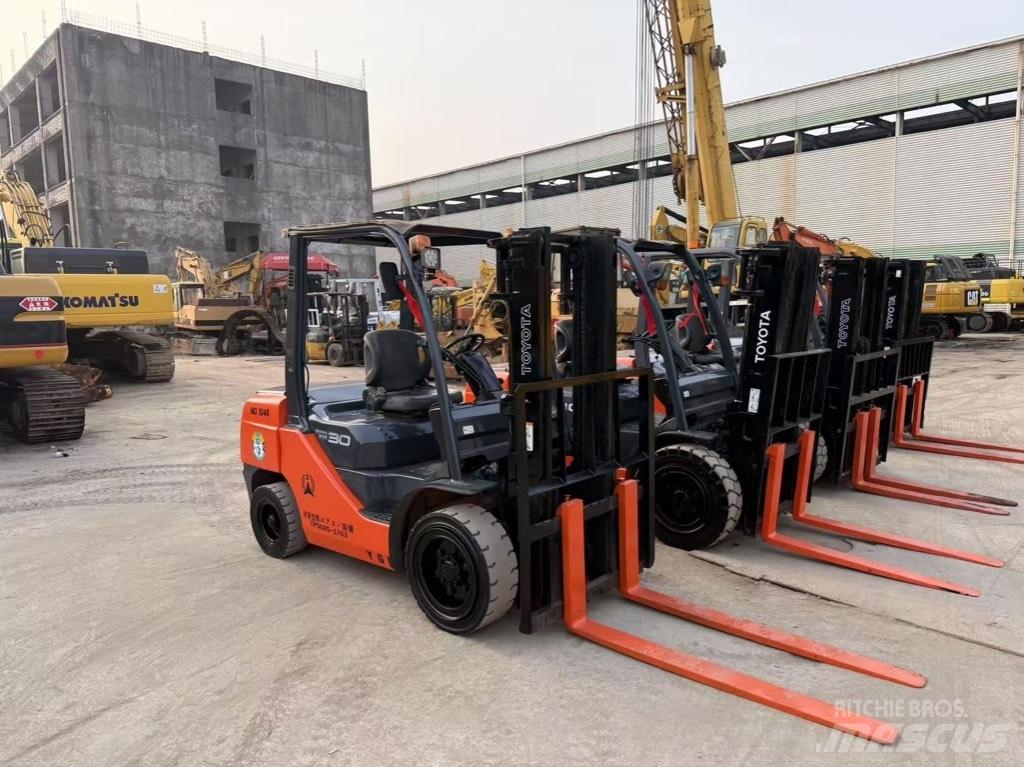 Toyota 8 FD 30 Dizel forkliftler