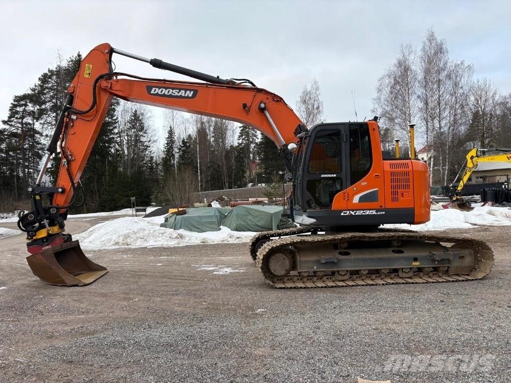 Doosan DX 235 LCR-5 Paletli ekskavatörler