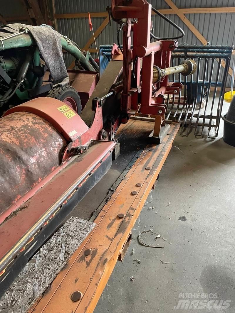 Dücker USM 21 R 2 Diger yol bakim makinalari