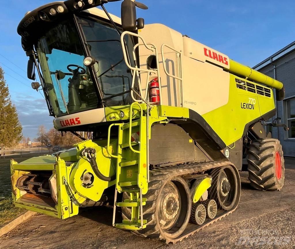 CLAAS Lexion 770TT Biçerdöverler