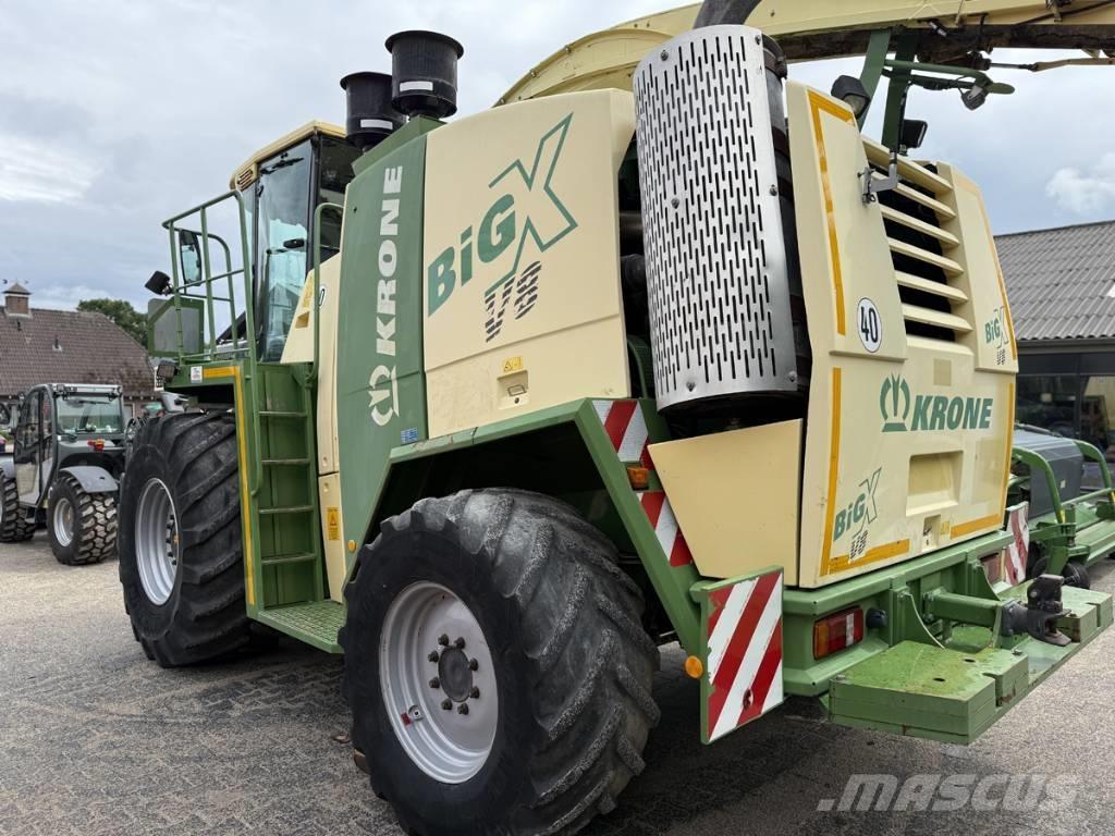 Krone Big X V8 Kendi yürür silaj makinalari