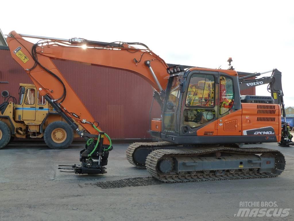 Doosan DX140LC-5 Paletli ekskavatörler