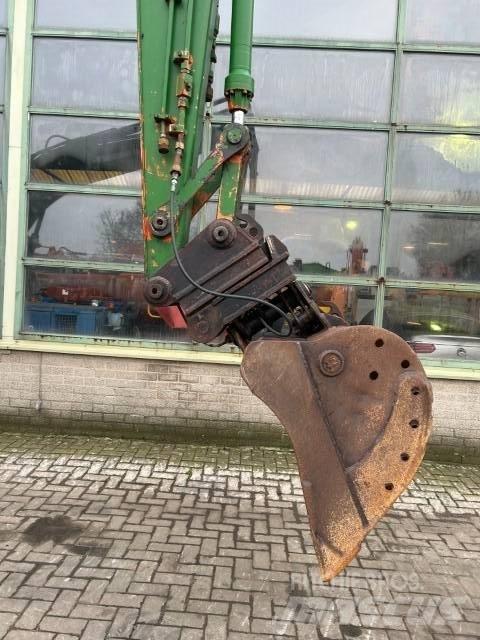 Hitachi EX120 Paletli ekskavatörler