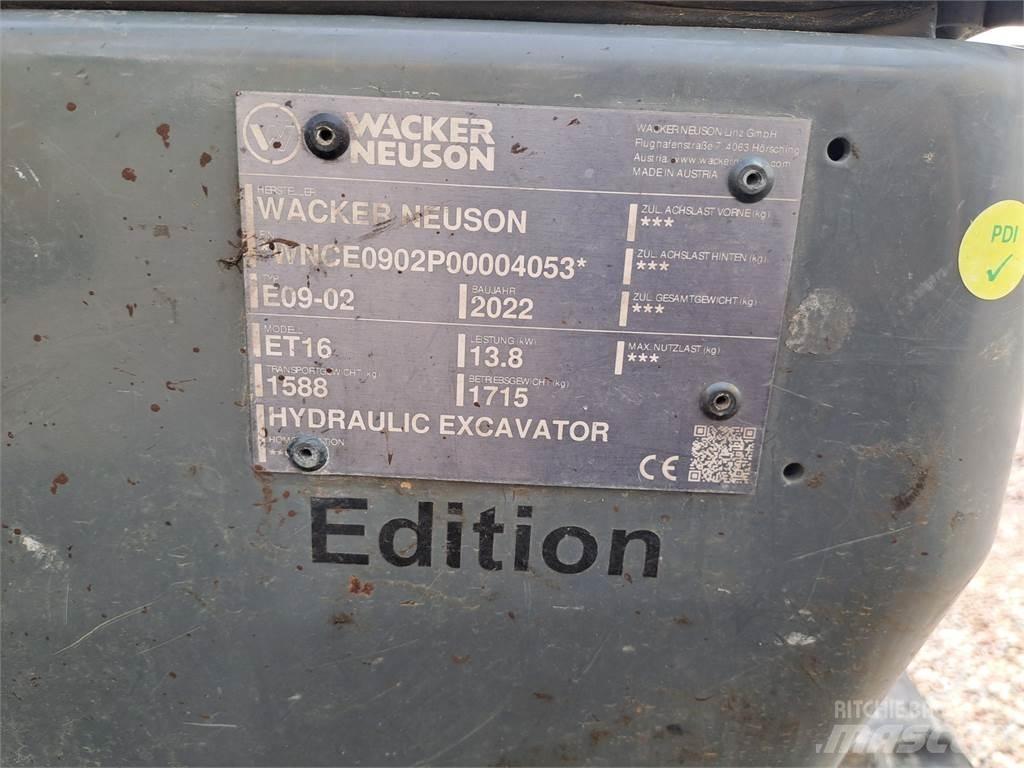 Wacker Neuson ET16 Paletli ekskavatörler