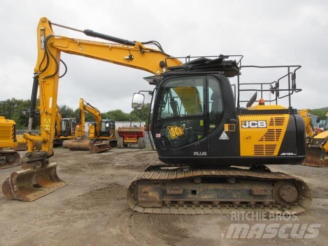 JCB JS130LC Plus+ Paletli ekskavatörler