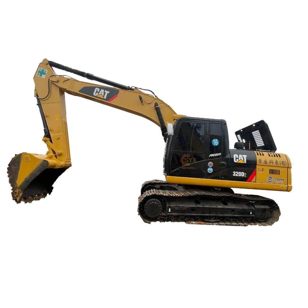 CAT 320 DL Paletli ekskavatörler
