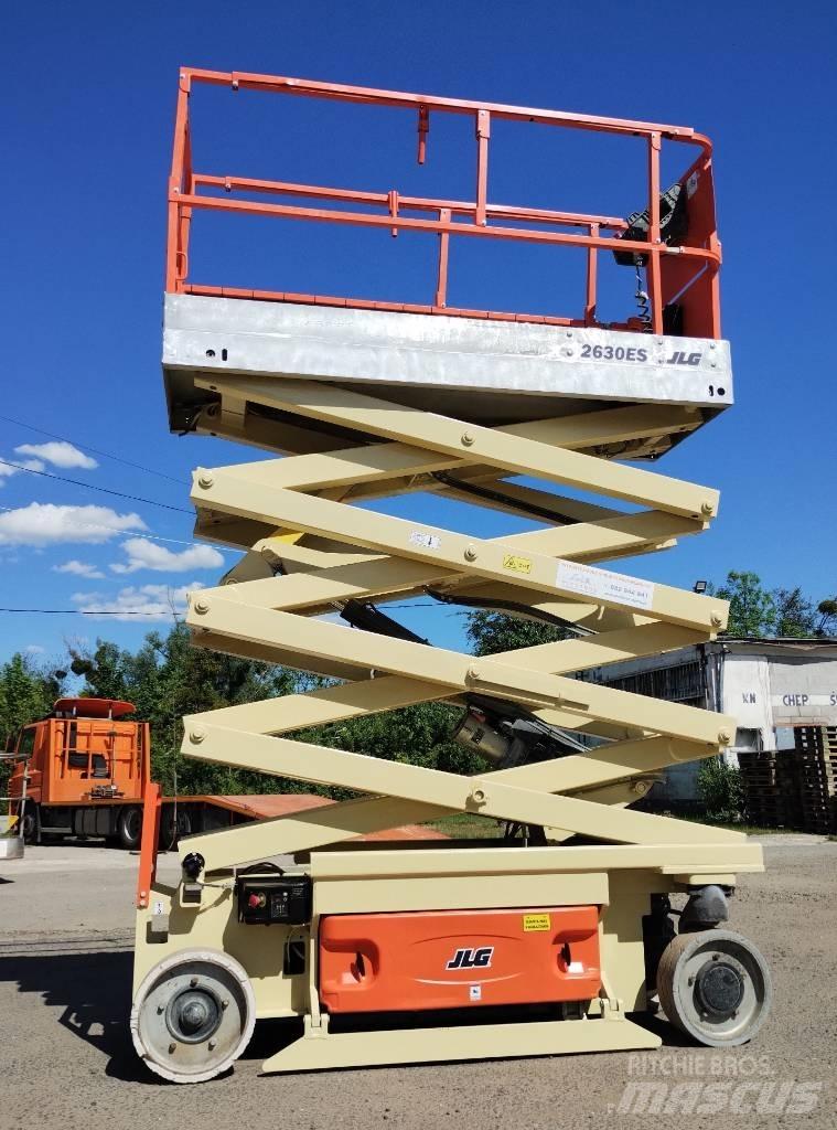 JLG 2630 ES Makasli platformlar