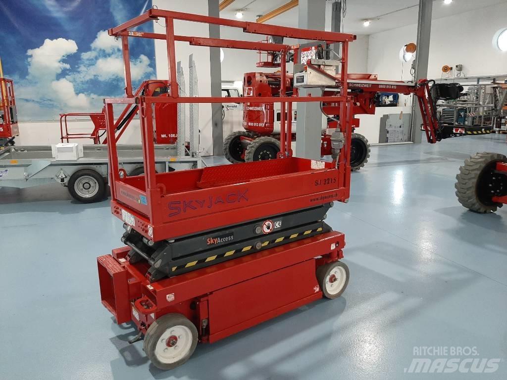 SkyJack SJIII 3215 Makasli platformlar