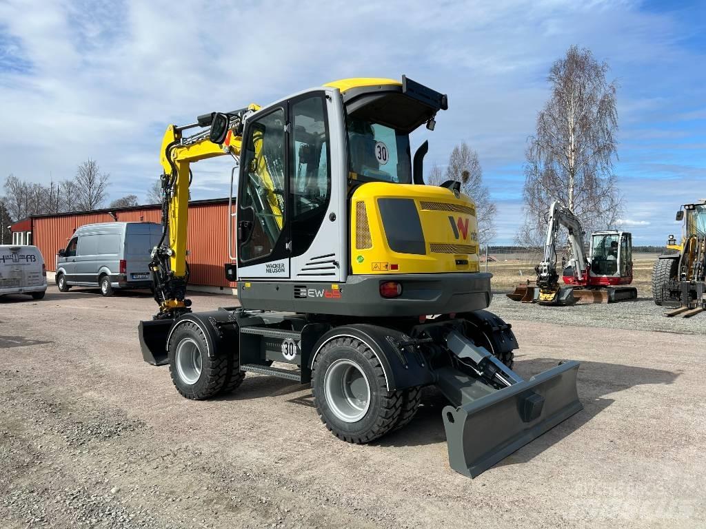 Wacker Neuson EW65 Lastik tekerli ekskavatörler