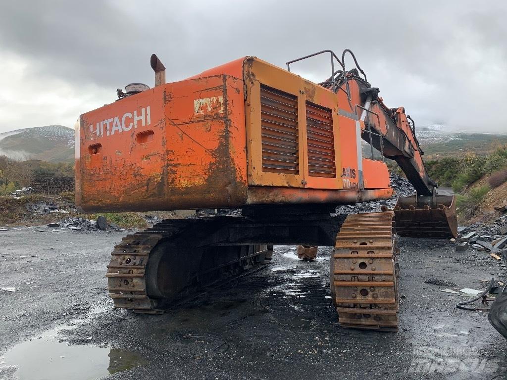 Hitachi 670 LCH-3 Paletli ekskavatörler