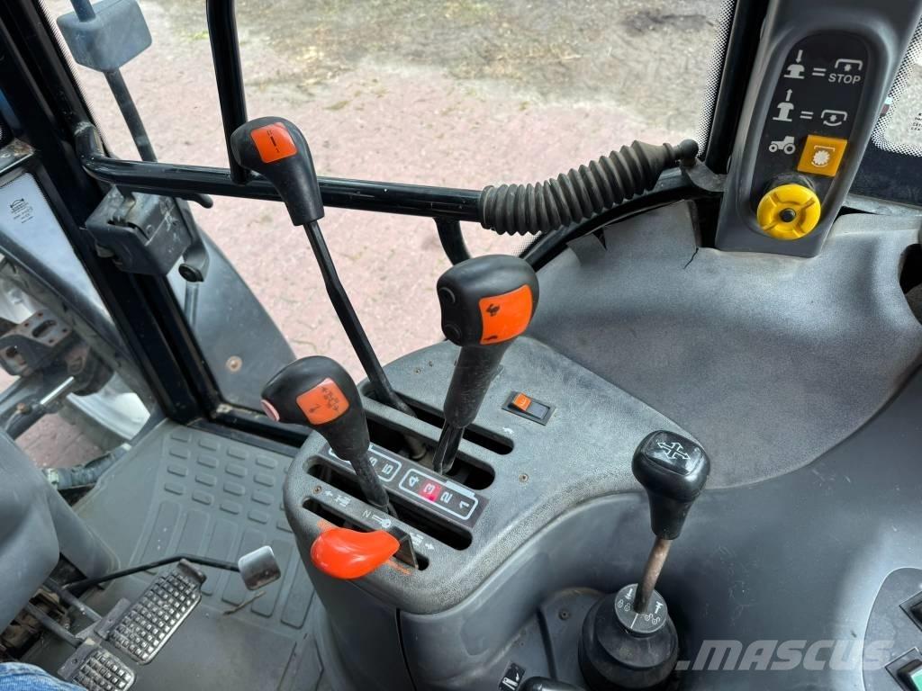 New Holland TS90 Traktörler