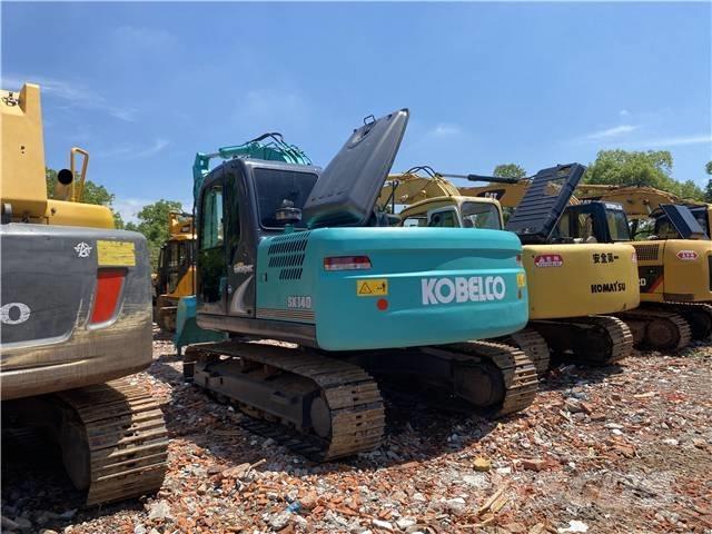 Kobelco SK 140 Paletli ekskavatörler