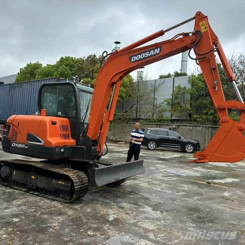 Doosan DX 60-9 C Mini ekskavatörler, 7 tona dek