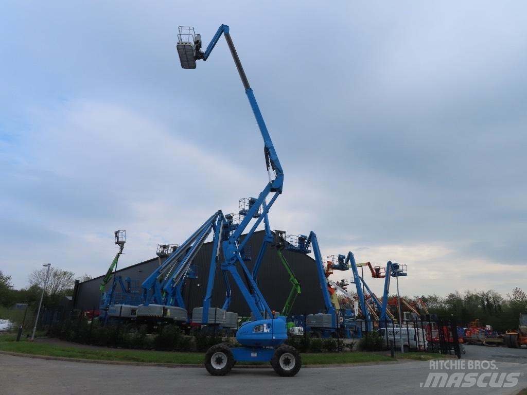 Manitou 200 ATJ Körüklü personel platformları