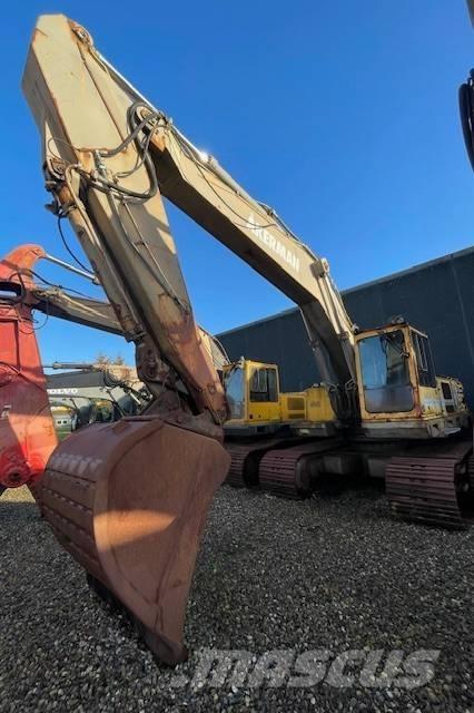 Åkerman EC420 Paletli ekskavatörler