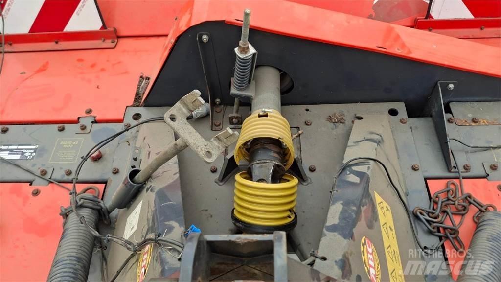 Kuhn PZ 300 F Diskli çayir biçme makinasi