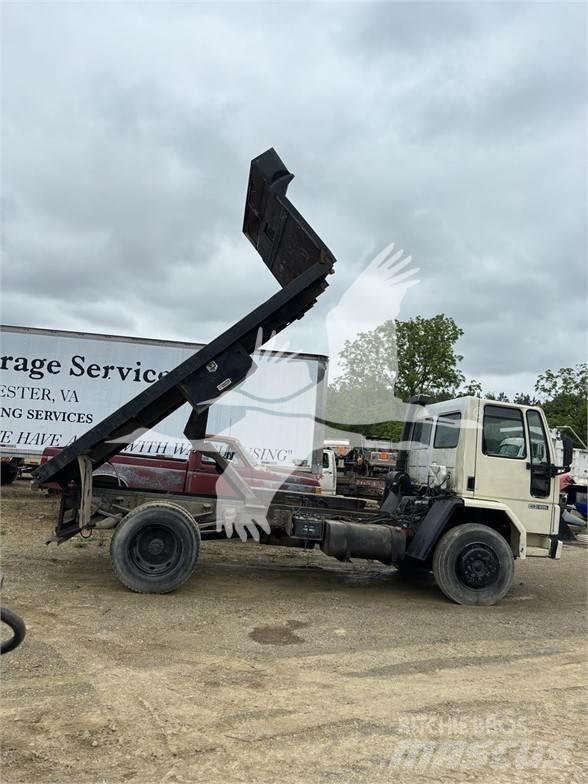 Ford C8000 Diger