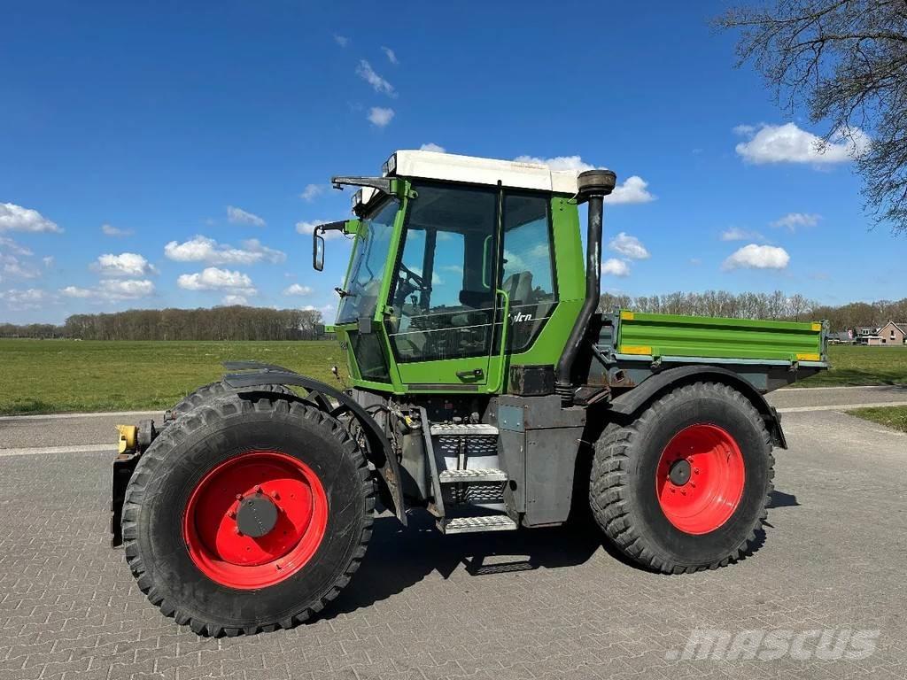 Fendt Xylon 520 Traktörler