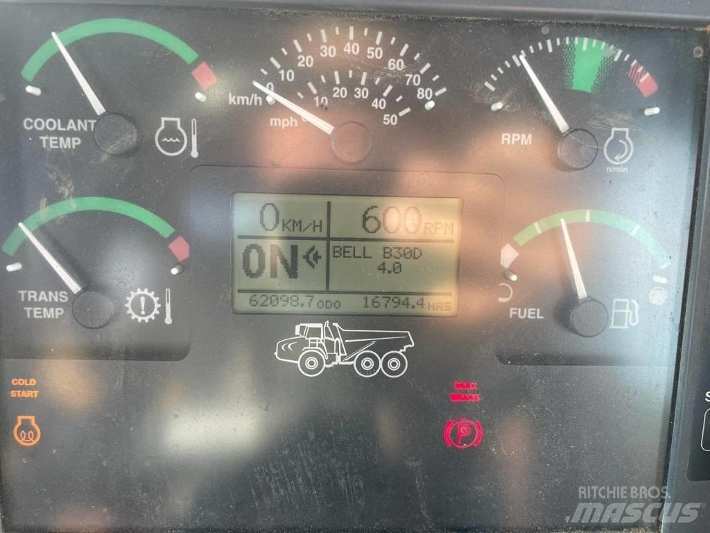Bell B30D Belden kirma kaya kamyonu