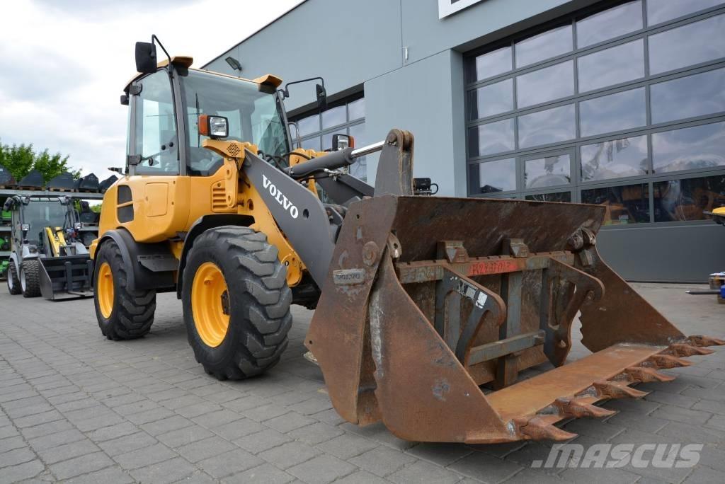 Volvo L 25 F Z Tekerlekli yükleyiciler