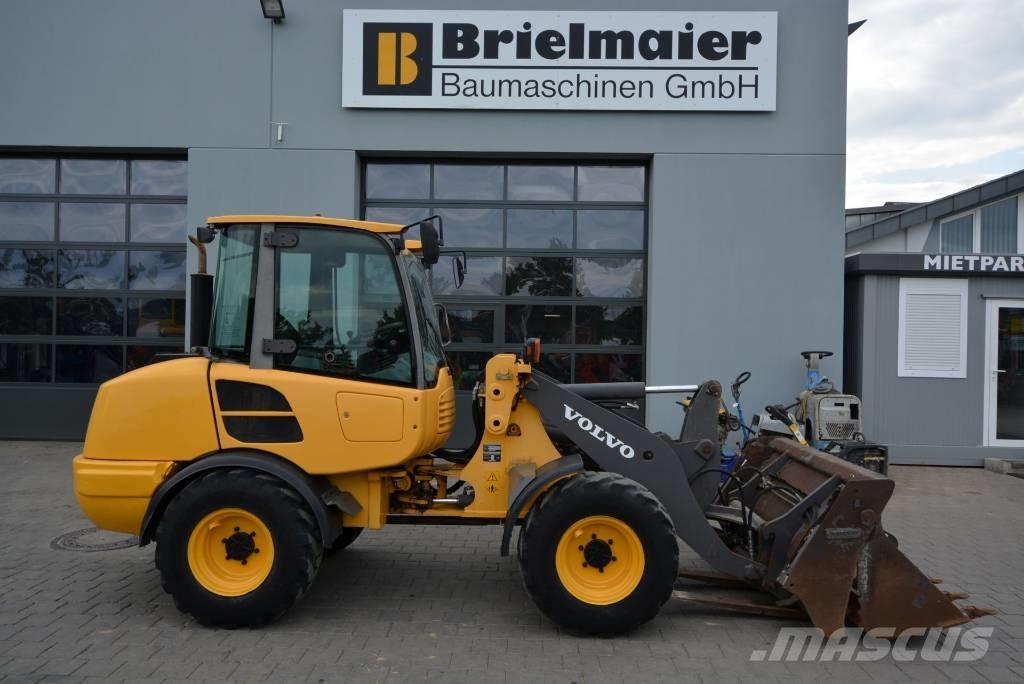 Volvo L 25 F Z Tekerlekli yükleyiciler