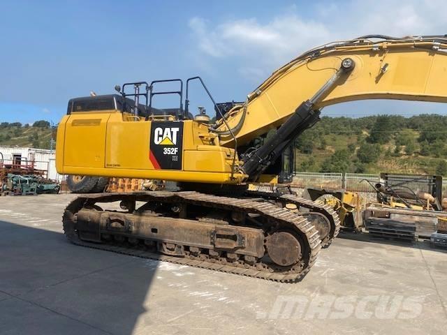 CAT 352 F Paletli ekskavatörler