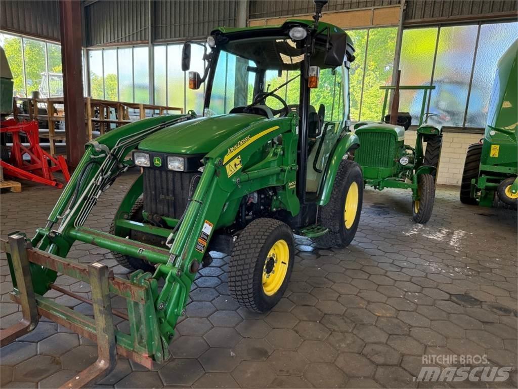 John Deere 3320 Diger tarim makinalari