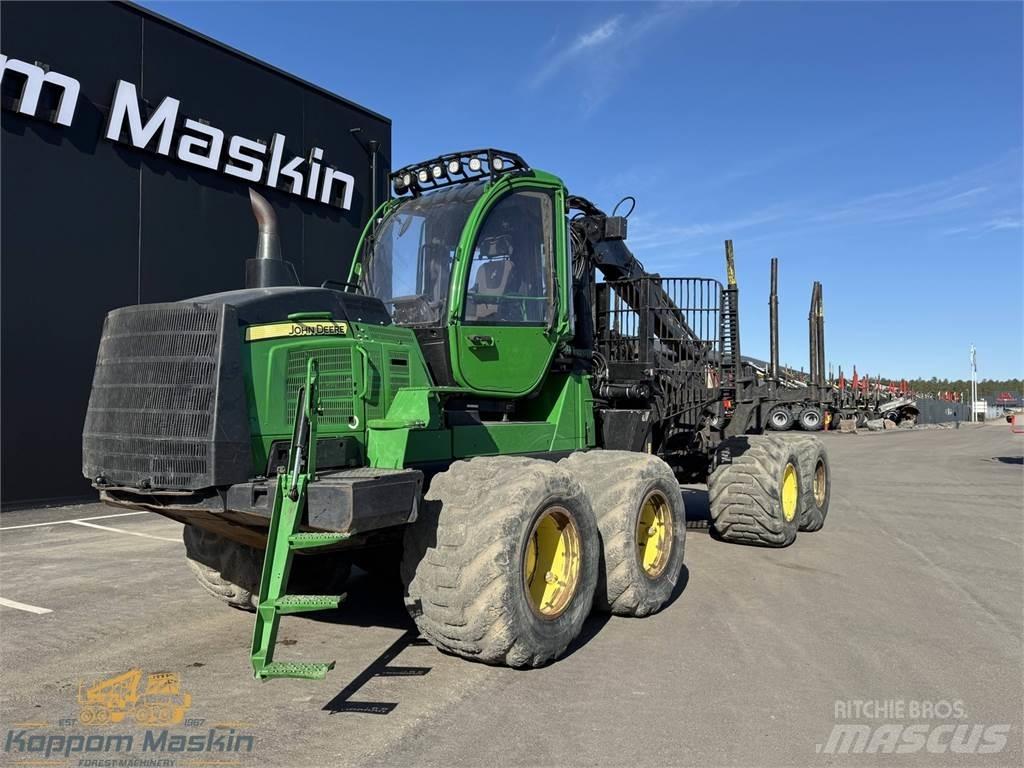 John Deere 1510G Tomruk yükleyici traktörler