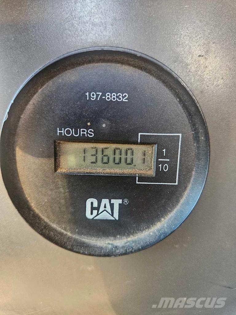 CAT M 316 D Lastik tekerli ekskavatörler