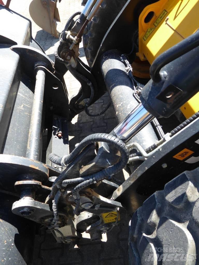 JCB 417 HT Tekerlekli yükleyiciler